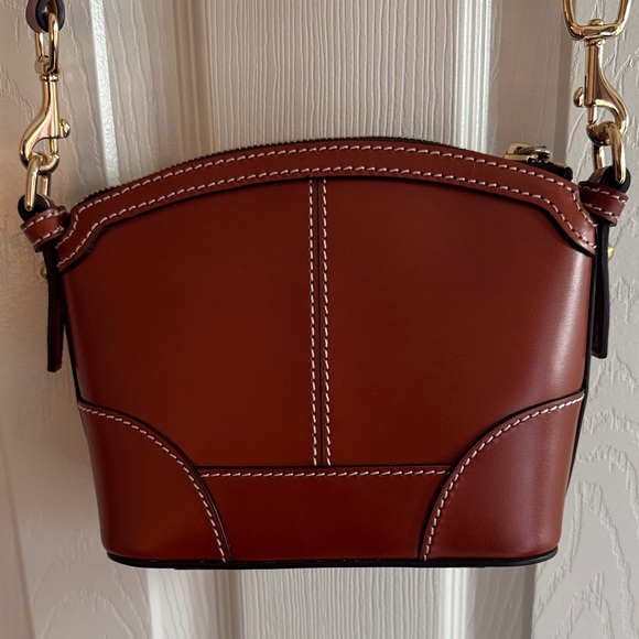 Dooney & Bourke Florentine Small Domed Crossbody Tan TNTN Leather w/ Dust Bag - Picture 3 of 11
